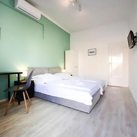 Chesscom Gæstehus 4*