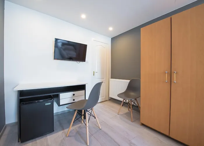 Chesscom בית הארחה