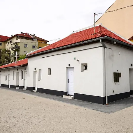 Chesscom Guest house *